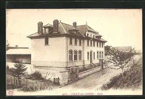 AK Gilly-sur-Loire, École