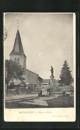 AK Roussillon, Place et Eglise