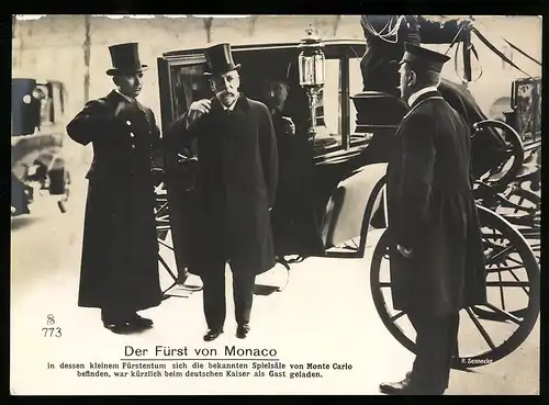 Riesen-AK Der Fürst von Monaco neben Prunkkutsche vor seinem Palast