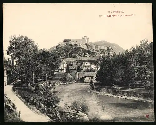 Riesen-AK Lourdes, Le Chateau-Fort, Les Pyrenees