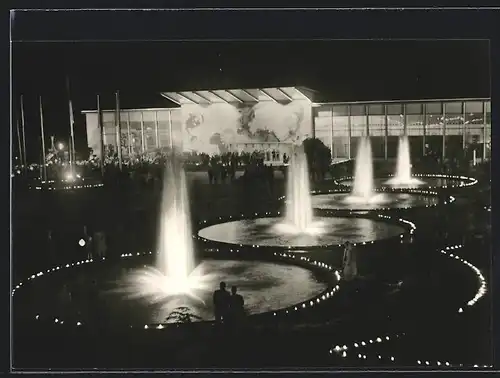 AK Erfurt, Internationale Gartenbauausstellung, Der grosse Festplatz