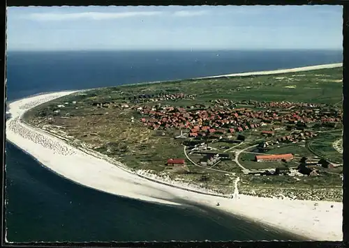 AK Langeoog, Ortsansicht mit Strand aus der Vogelschau