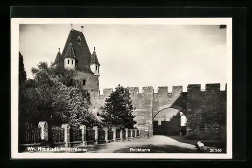 AK Wr. Neustadt, Strassenpartie am Reckturm