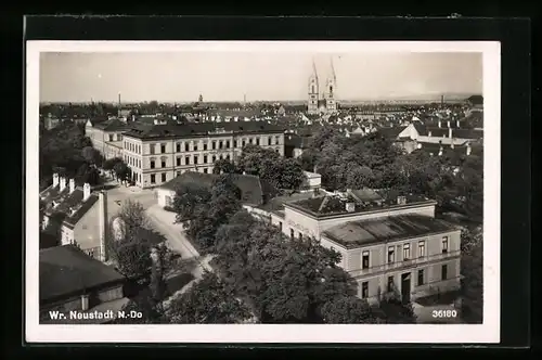 AK Wr. Neustadt, Teilansicht mit Kirche aus der Vogelschau