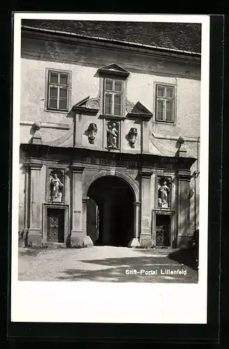 AK Lilienfeld, Stift-Portal