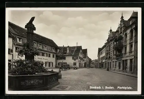 AK Stockach i. Baden, Marktplatz, Brunnen