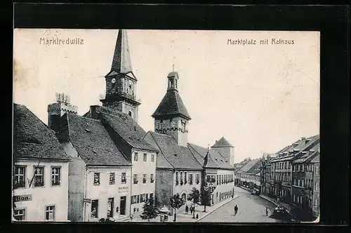 AK Marktredwitz, Marktplatz mit Rathaus