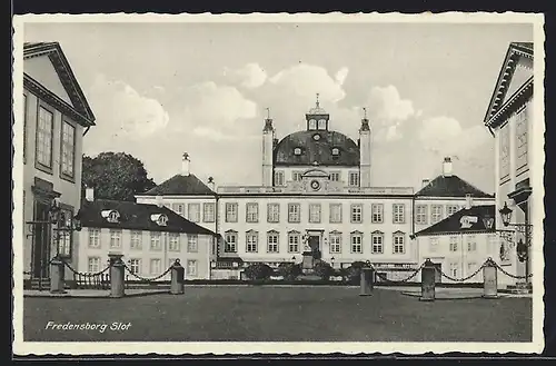 AK Fredensborg, Vorm Schloss