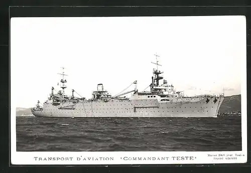 AK Kriegsschiff Commandant Teste vor der Küste