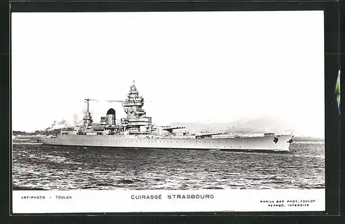 AK Kriegsschiff Strasbourg in Fahrt