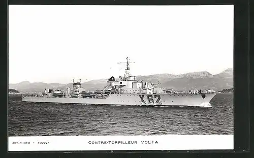AK Kriegsschiff Volta vor der Küste