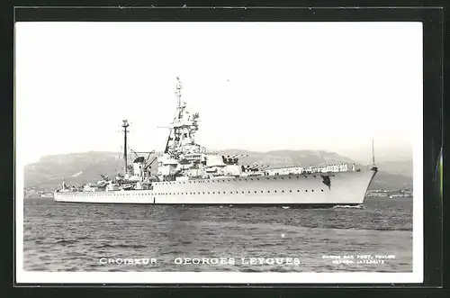 AK Kriegsschiff Georges Leygues im Hafen