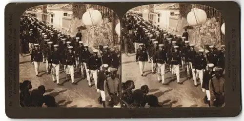 Stereo-Fotografie H. C. White Co., Ansicht Hiroshima, Bestattung japanischer Offiziere die in Port Arthir fielen