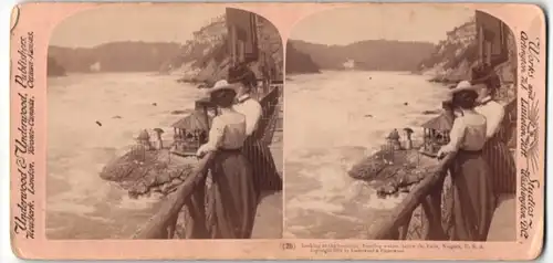 Stereo-Fotografie Underwood & Underwood, Ansicht Niagara Falls, NY, Damen geniessen Ausblick