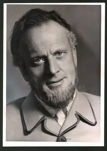 Fotografie Portrait Philipp von Zeska, Schauspieler um 1941