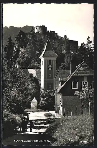 AK Klamm am Semmering, Partie vor der Kirche