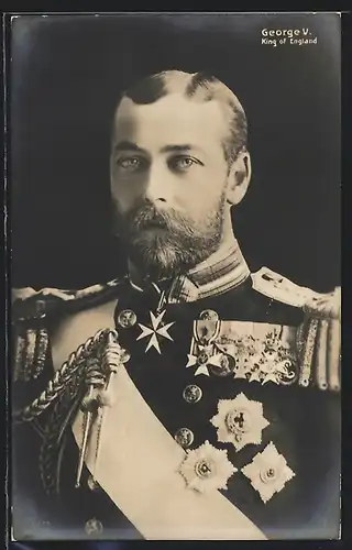 AK König Georg V. von England in Uniform mit Orden