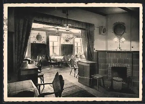 AK Litzmannstadt, Gasthof Münchner Bierstuben, Innenansicht
