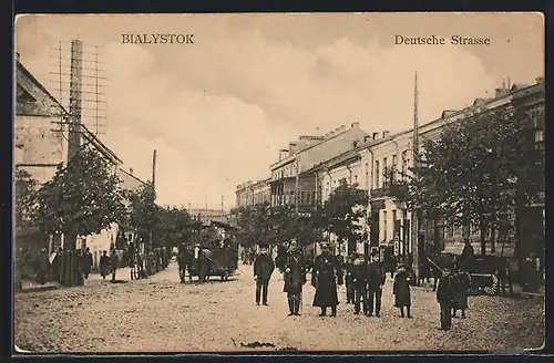 AK Bialystok, Deutsche Strasse, Soldaten in Uniform