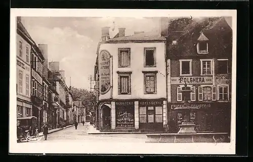 AK St-Pourcain-sur-Sioule, Place de la Mairie et rue de la Republique