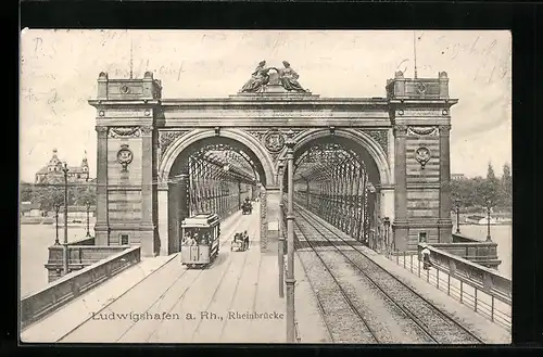 AK Ludwigshafen a. Rhein, Strassenbahn auf der Rheinbrücke