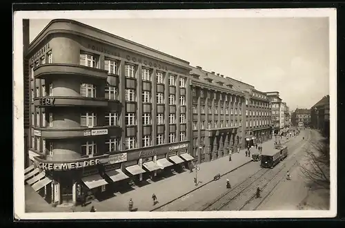AK Mor. Ostrava, Nadrazni Trida, Strassenbahn unterwegs