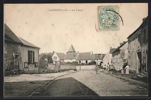 AK Labbeville, La Place, l`Eglise