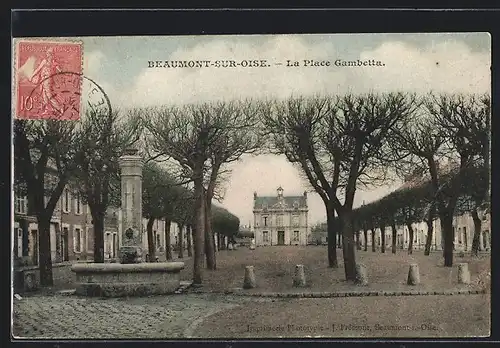AK Beaumont-sur-Oise, La Place Gambetta