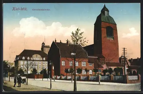 AK Kiel-Wik, Garnisonkirche mit Strassenpartie