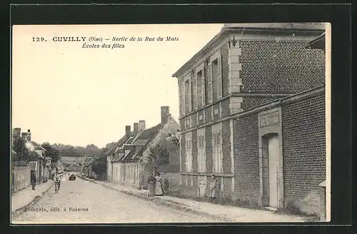 AK Cuvilly, Sortie de la Rue du Matz, Ecoles des filles