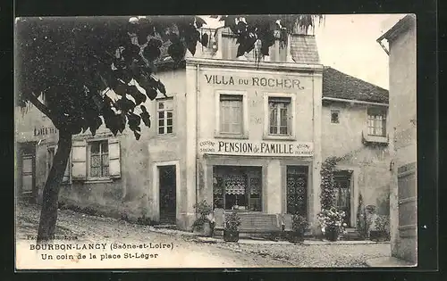 AK Bourbon-Lancy, Un coin de la place St-Léger