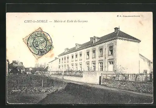 AK Ciry-le-Noble, Mairie et Ecole de Garcons