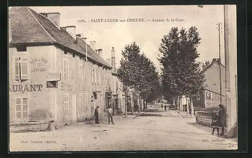 AK St-Léger-sur-Dheune, Avenue de la Gare, Hotel des Voyageurs