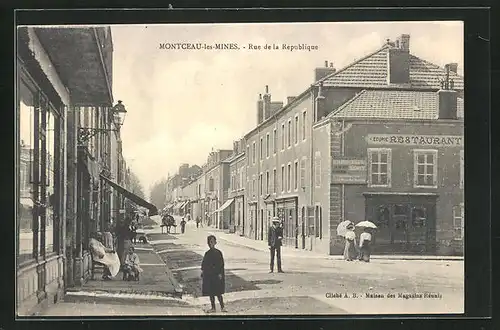 AK Montceau-les-Mines, Rue de la République, Strassenpartie