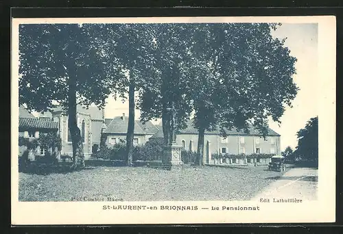AK St-Laurent-en-Brionnais, Le Pensionnat, Strassenpartie