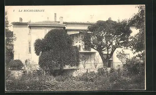 AK La Roche-Grigny, Un Maison