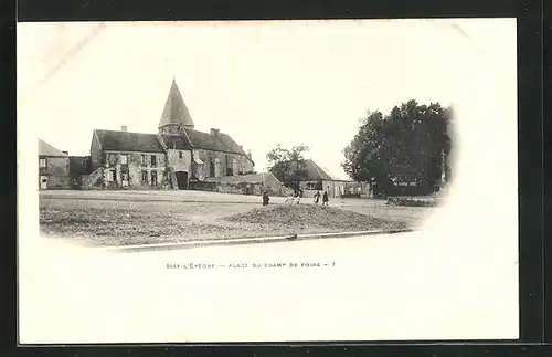 AK Issy-l'Évéque, Place du Champ de Foire