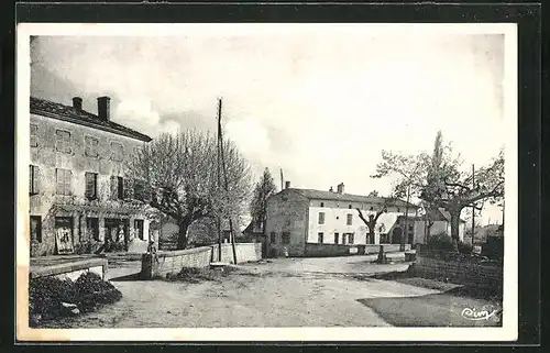 AK Uchizy, Place de l'Abreuvoir