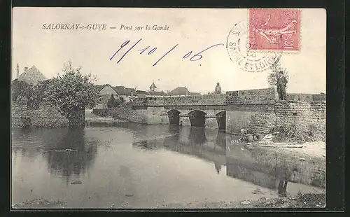 AK Salornay-sur-Guye, Pont sur la Gande