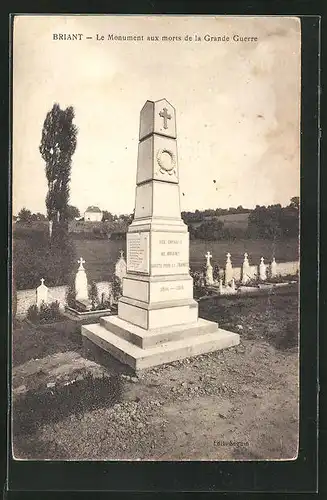AK Briant, Le Monument aux morts de la Grande Guerre