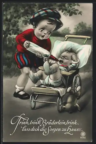 AK Junge gibt Baby mit Teddy im Kinderwagen die Flasche