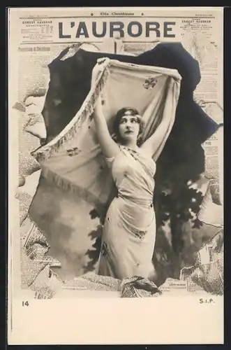 AK Zeitung L`Aurore, Dame posiert mit Tuch