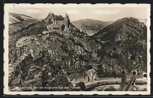 AK Altenahr a. d. Ahr, Teilansicht mit Burgruine Are und Tunnels