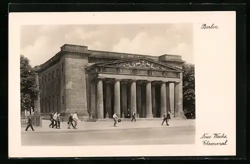 AK Berlin, Neue Wache, Ehrenmal