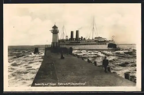 AK Sassnitz / Rügen, Mole mit Fährschiff Deutschland