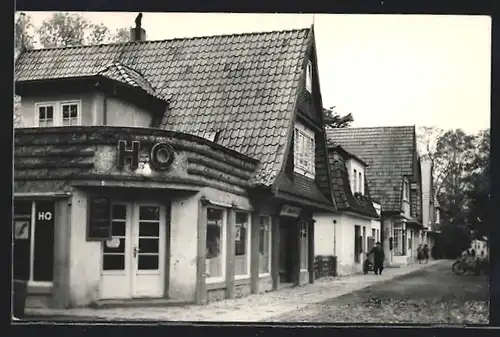 AK Boltenhagen / Ostseebad, Ortsansicht mit HO-Geschäft