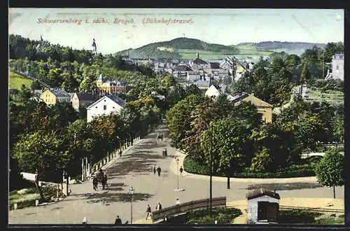 AK Schwarzenberg i. Erzgeb., Blick über die Bahnhofstrasse