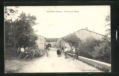 AK Reffroy, Un coin du Village