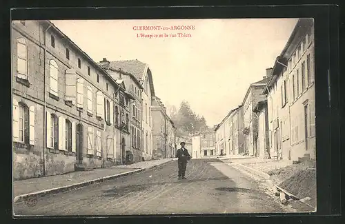 AK Clermont-en-Argonne, L`Hospice et la Rue Thiers