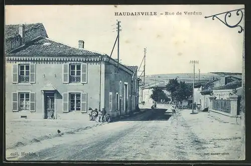 AK Haudainville, Rue de Verdun